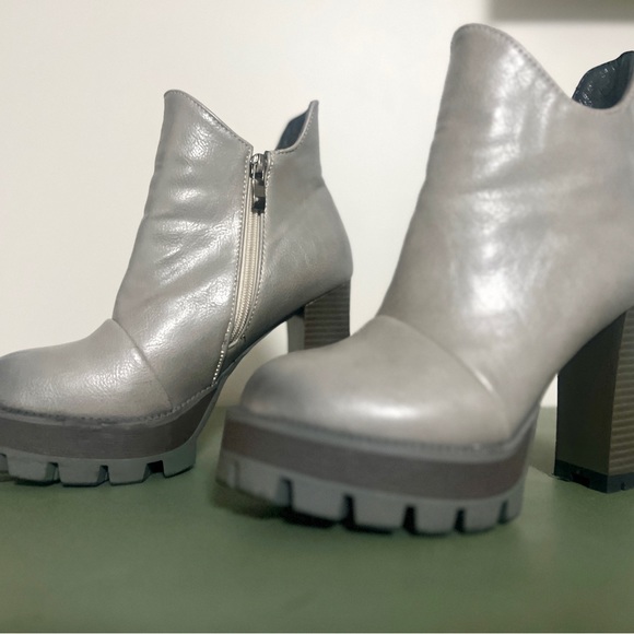 Gray Platform Chunky Ankle Booties - Picture 4 of 5